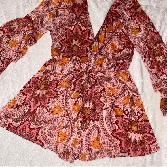 New Long Sleeve Romper - Picture 6 of 9